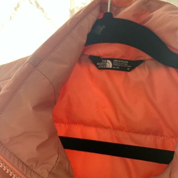 North Face Vest size XL girls - Picture 7 of 13
